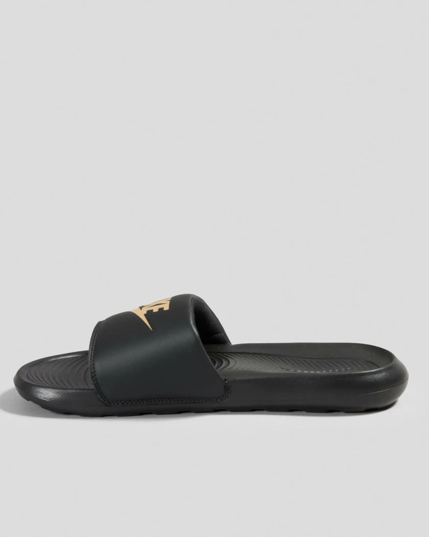 Nike Victori One Slides Black/metallic Gold-black Outlet