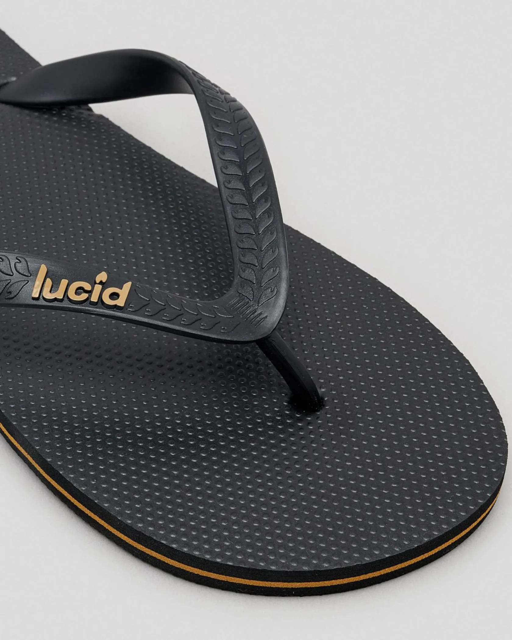 Lucid Wedge Thongs Black/tan/black Outlet