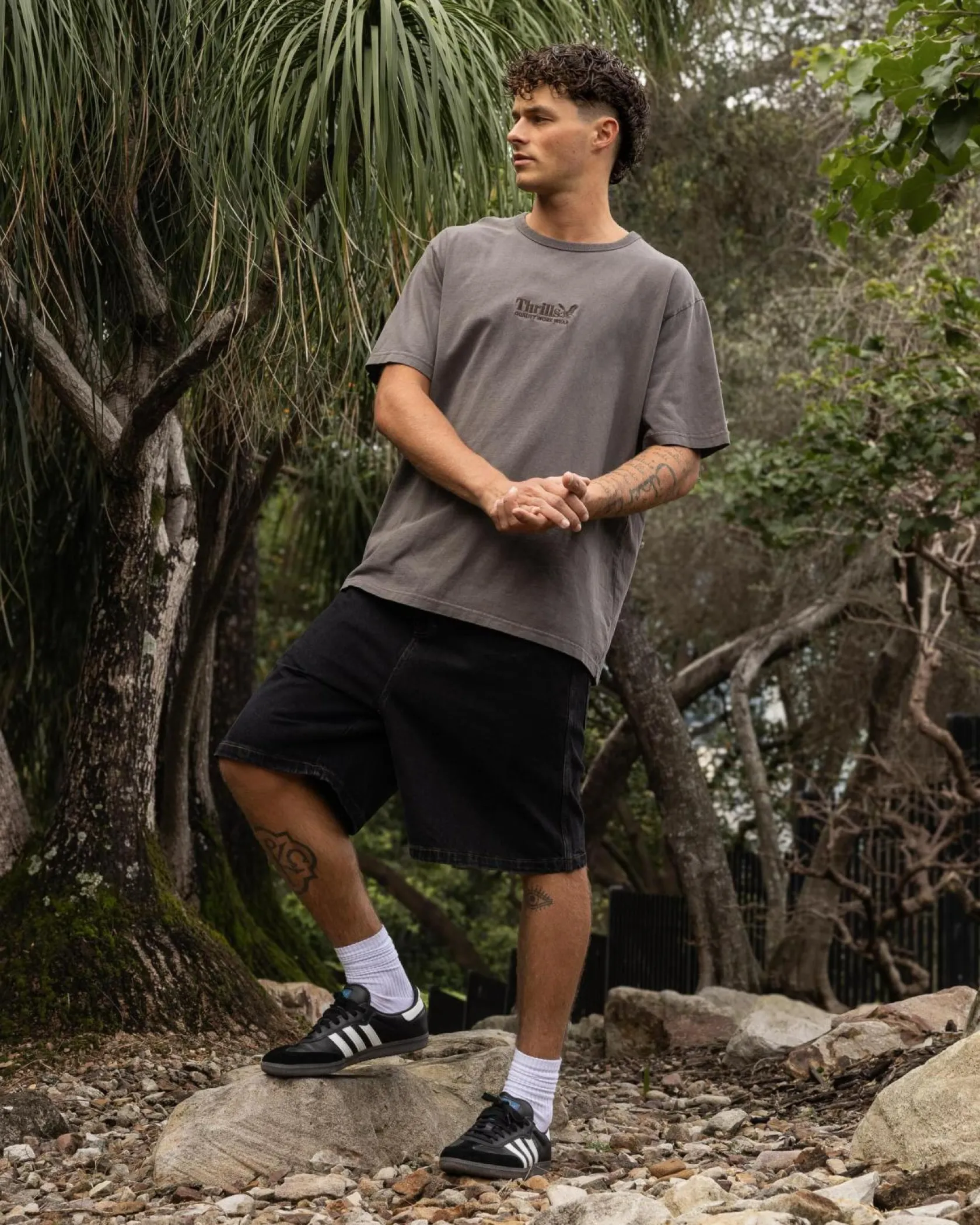 Thrills Workwear Embro Merch Fit T-Shirt Charcoal Rose Online