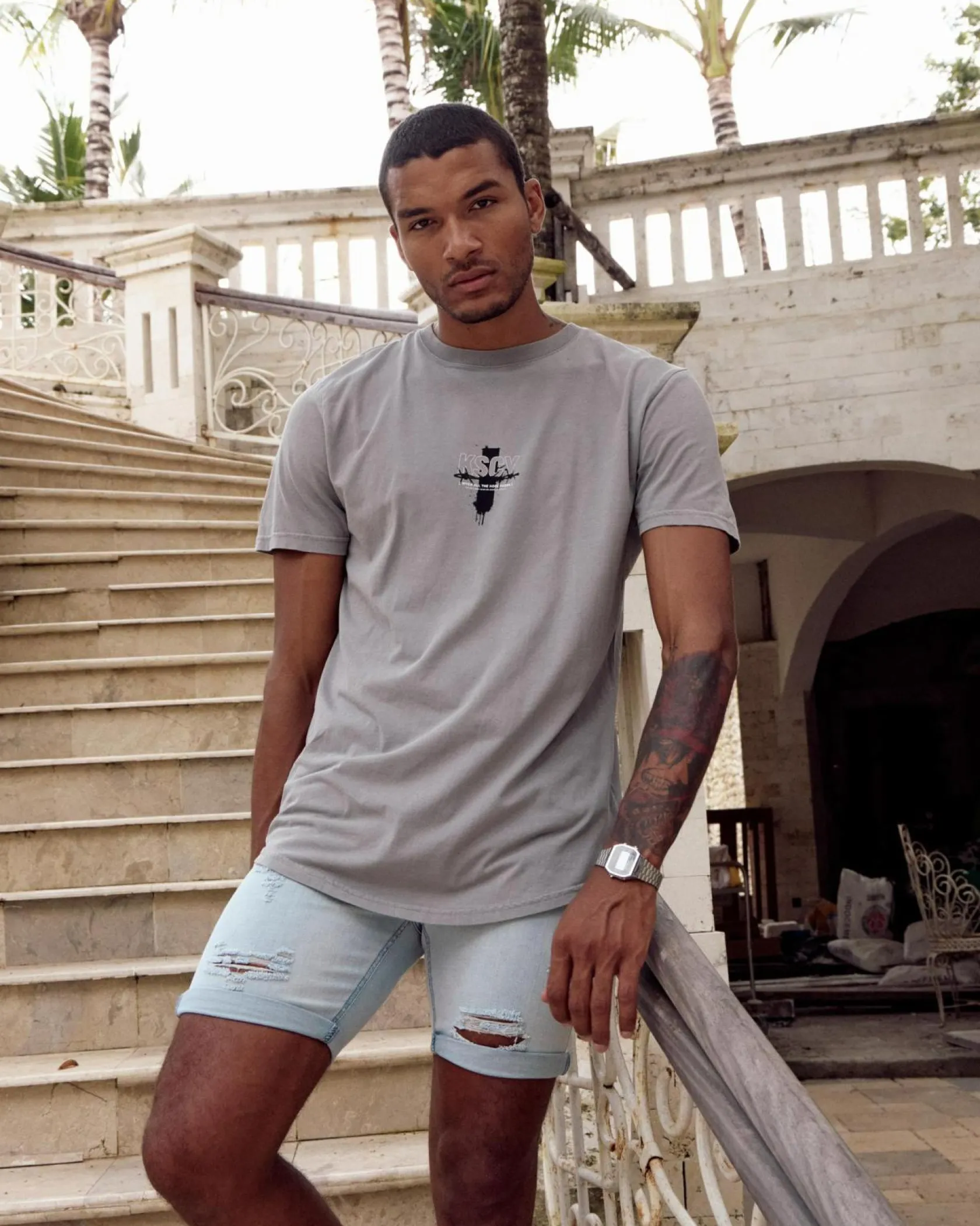 Kiss Chacey Zingify Dual Curved T-Shirt Pigment Ultimate Grey Clearance